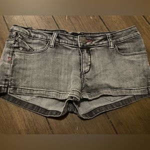 🔴 Urban Behavior Denim Shorts